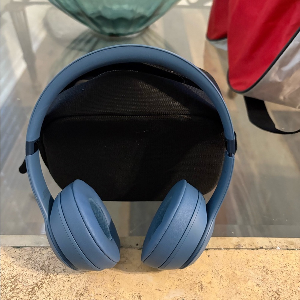 Beats Wireless Over-Ear Headphones - Blue
